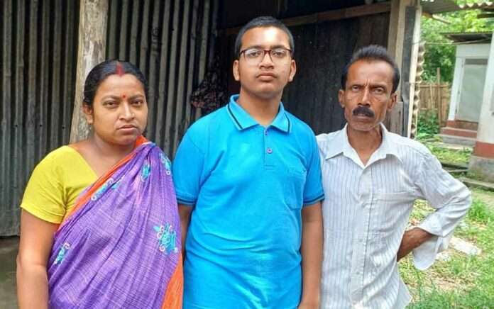 father sold vegetables, son stood ninth position in the state in madhyamik exam