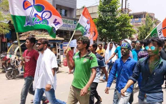 Victory in the nomination! Trinamool marches with Abir band party