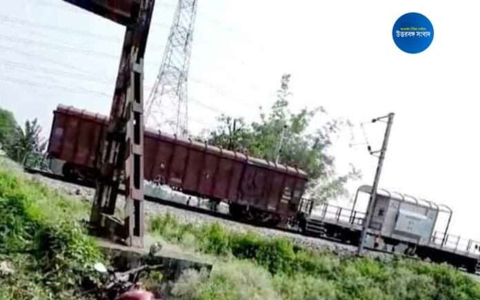 goods train boggy derailed dhupguri