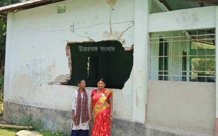 Classrooms were broken by elephants, students are in trouble due to lack of repair