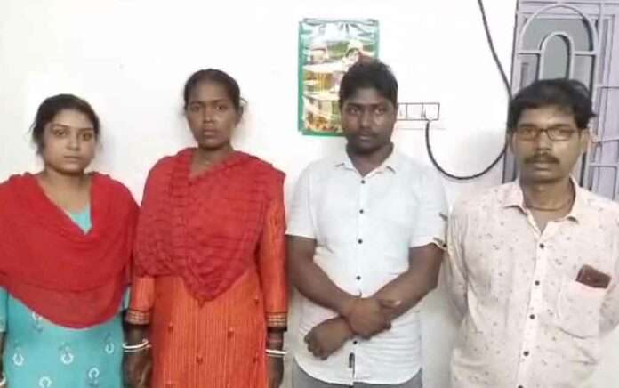 Kidnapped and forced to write a bond complaint is four winning candidates of panchayat