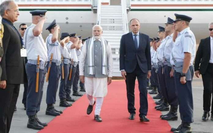 Indian Prime Minister set foot in Greece after 40 years