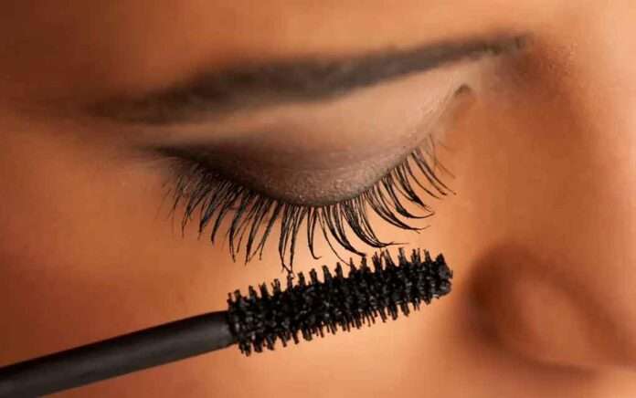 What to keep in mind when buying mascara