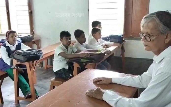 one teacher in this school in Burdwan