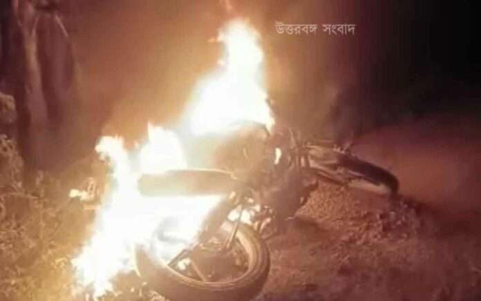 Trinamool leader beaten and car burnt accused BJP