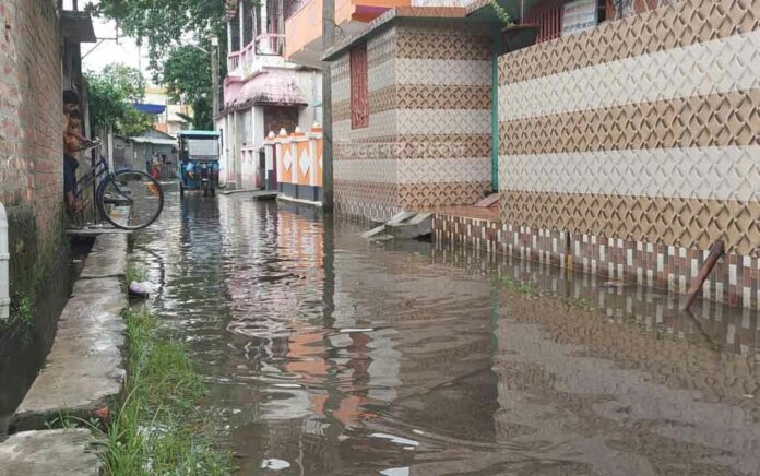 Balurghat submerged in heavy rains