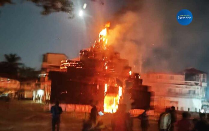 fire breaks out at puja pandal at birpara
