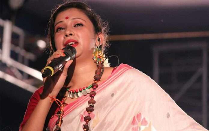 singer poushali banerjee suffers accident