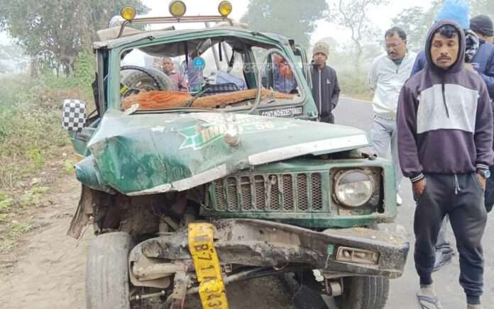 Accident on national highway, injured 5 tourists