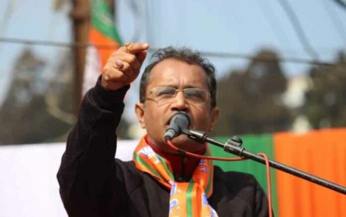 warns BJP MLA about candidate in Darjeeling