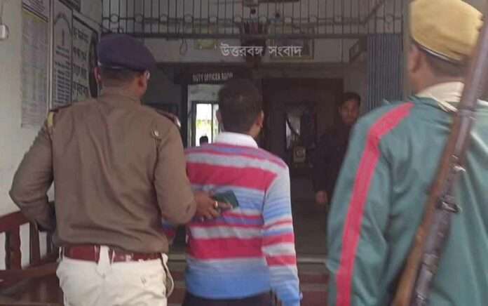 Allegation of molestation of school girl against shopkeeper