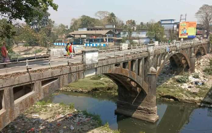 Jorda Bridge has been closed for two years, residents are in trouble