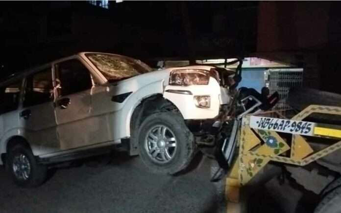 car lost control at Momo's shop injured 1
