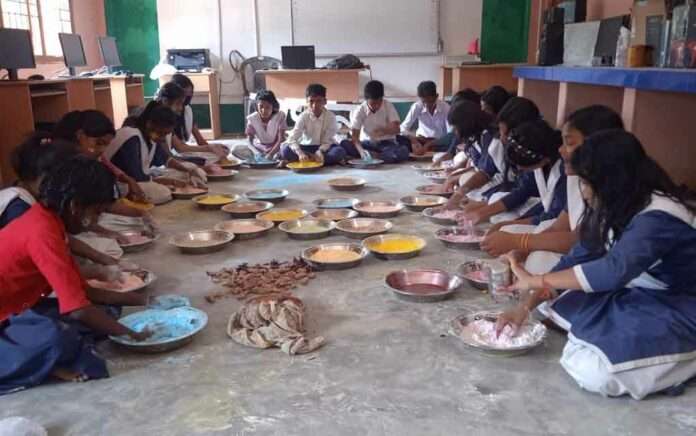 students of Tapan made Abir from flowers and vegetables