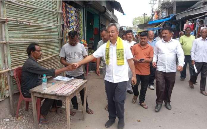 Munish Tamang started campaigning in Kharibari
