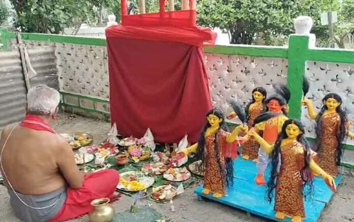 Madankam Puja was held according to the royal period
