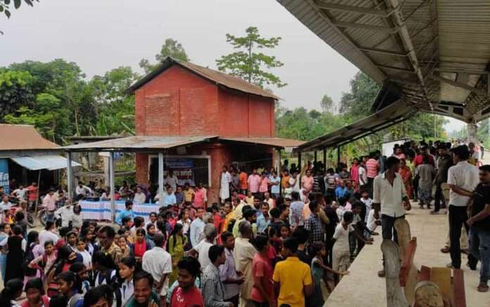 Protest at Abutara station demanding stoppage of passenger trains