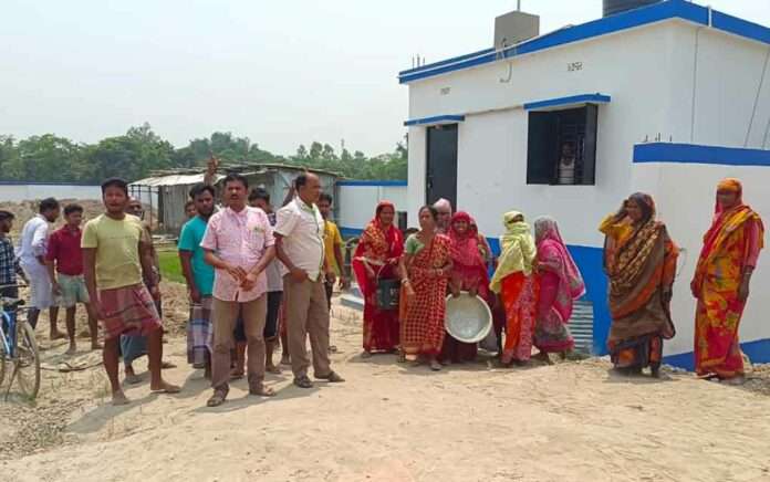 severe-water-shortage-in-summer-villagers-protest